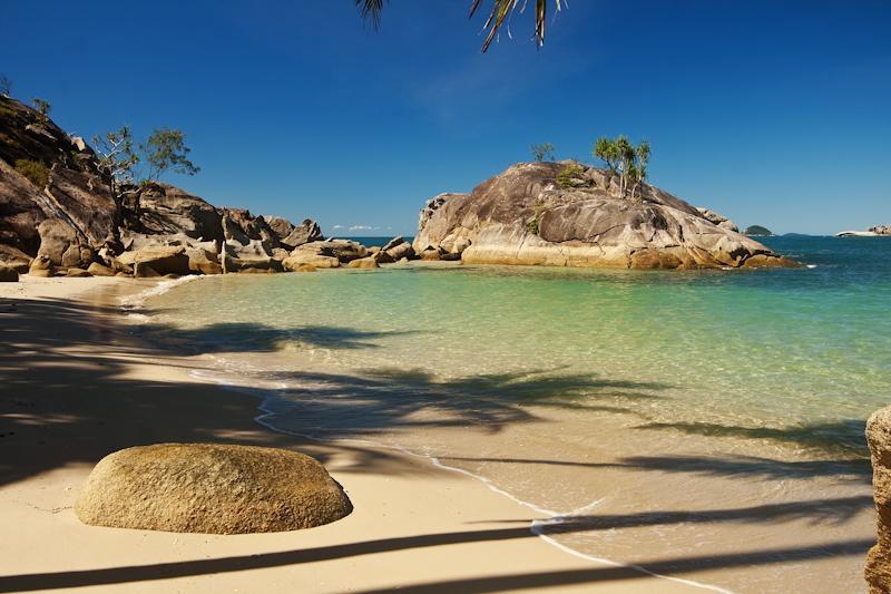 敦克岛景观大篷车假日公园 Wongaling Beach 外观 照片