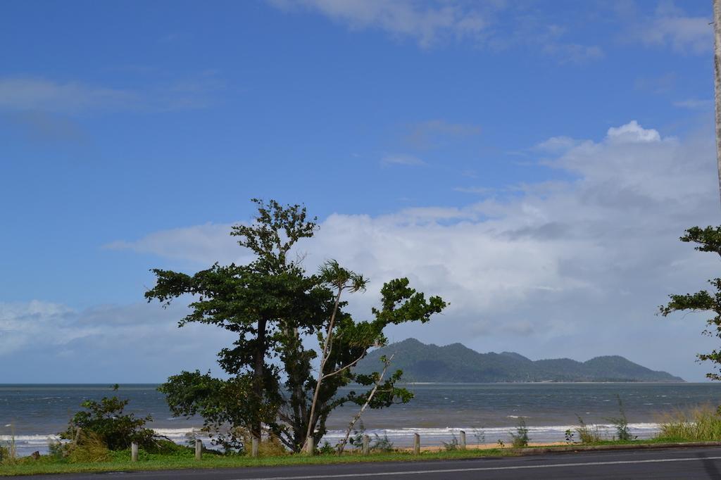 敦克岛景观大篷车假日公园 Wongaling Beach 外观 照片