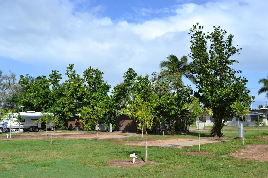 敦克岛景观大篷车假日公园 Wongaling Beach 外观 照片